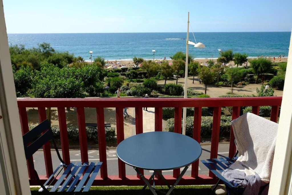 Appartement Le Sahel - Vue Imprenable Sur L'Ocean Біарріц Екстер'єр фото