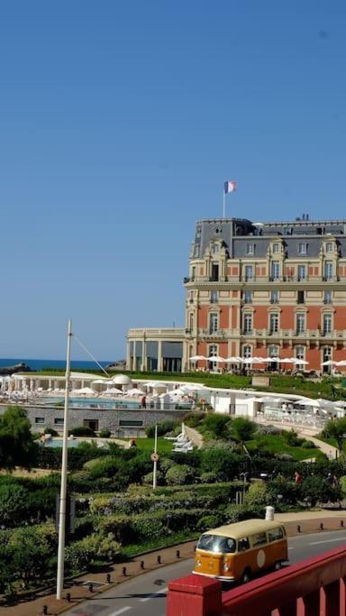 Appartement Le Sahel - Vue Imprenable Sur L'Ocean Біарріц Екстер'єр фото